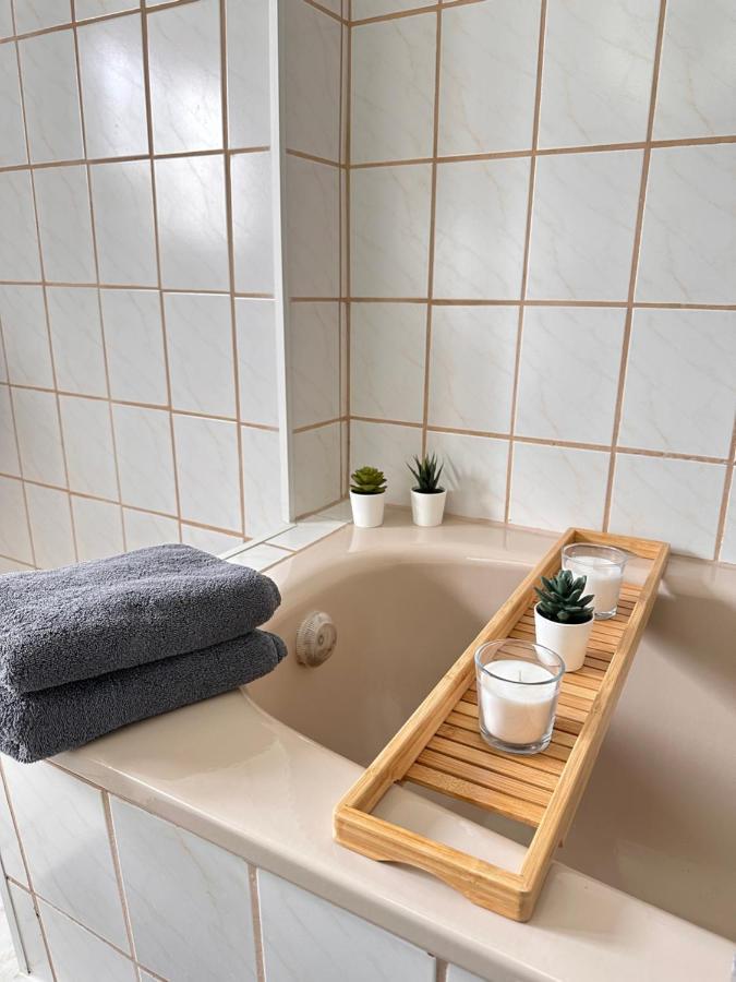 Appartement Auhagen - Kueche, Badewanne, Regendusche, Netflix 외부 사진